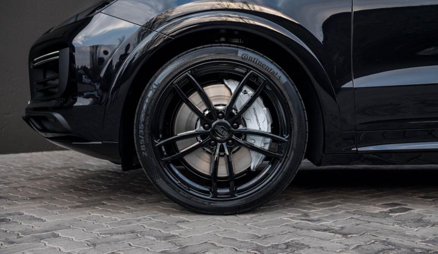 Колеса Porsche Cayenne Turbo by RACE! 2018 года  (фото 5 из 11)